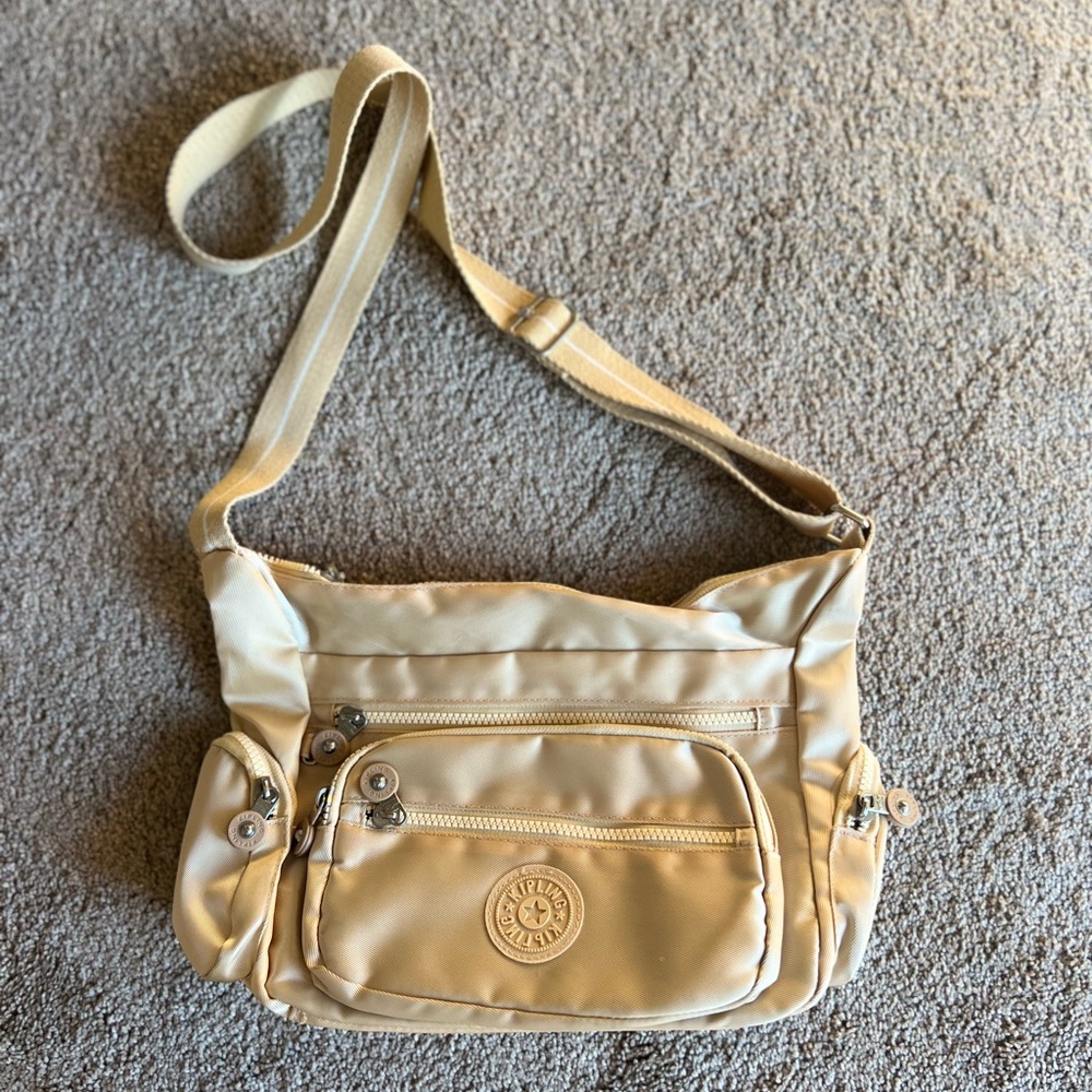 Kipling Gabbie